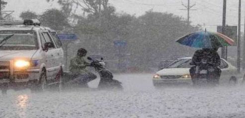 भारी बारिश का अलर्ट, अभी नहीं थमेगी बारिश