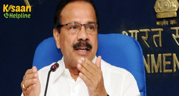 30 जून, 2020 को एक ही दिन में रिकॉर्ड 73 उर्वरक रेकों की आवाजाही श्री गौड़ा ने इस महत्वपूर्ण उपलब्धि पर उर्वरक विभाग को बधाई दी और रेलवे को बधाई दी