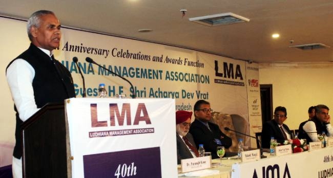 आचार्य देवव्रत ने कहा किसान करें प्राकृतिक खेती : पंजाब