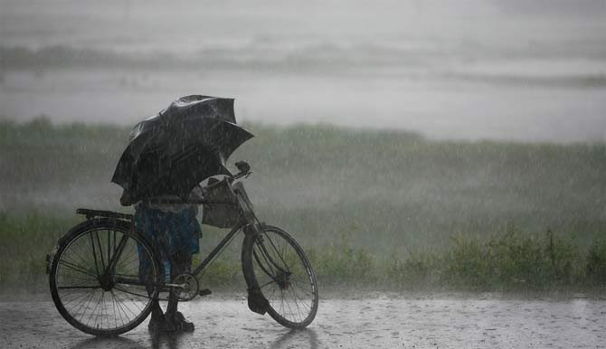 केरल में मानसून की दस्तक, सामान्य से कम बारिश हुई तो डीजल पर सब्सिडी