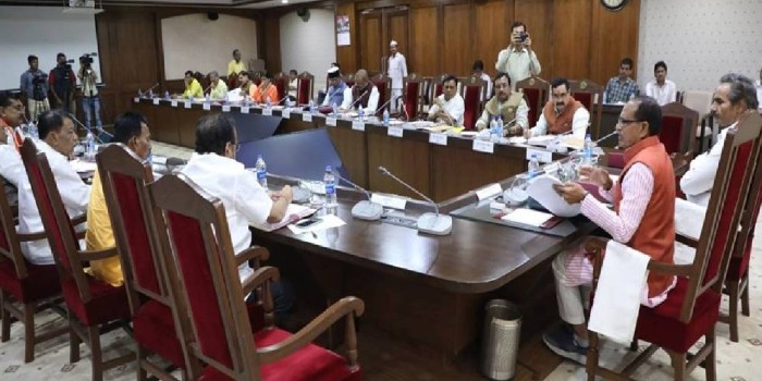 मुख्यमंत्री श्री चौहान की घोषणा, मध्य प्रदेश सरकार करेगी 11 लाख से अधिक डिफॉल्टर किसानों का ब्याज माफ