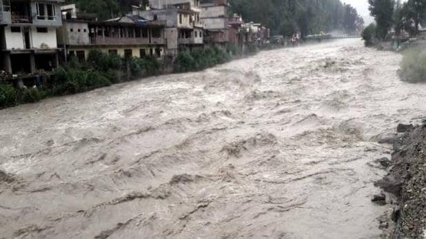 अभी बारिश नहीं हुई है खत्म, 14 जिलों में रेड अलर्ट और 19 जिलों में ऑरेंज अलर्ट जारी, शेयर करना न भूले